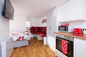 Host & Stay - Wilson Studio